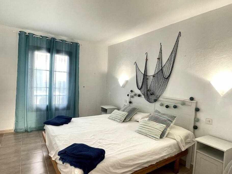 Brut Apartamento Con Piscina كالا إن بلانيس المظهر الخارجي الصورة