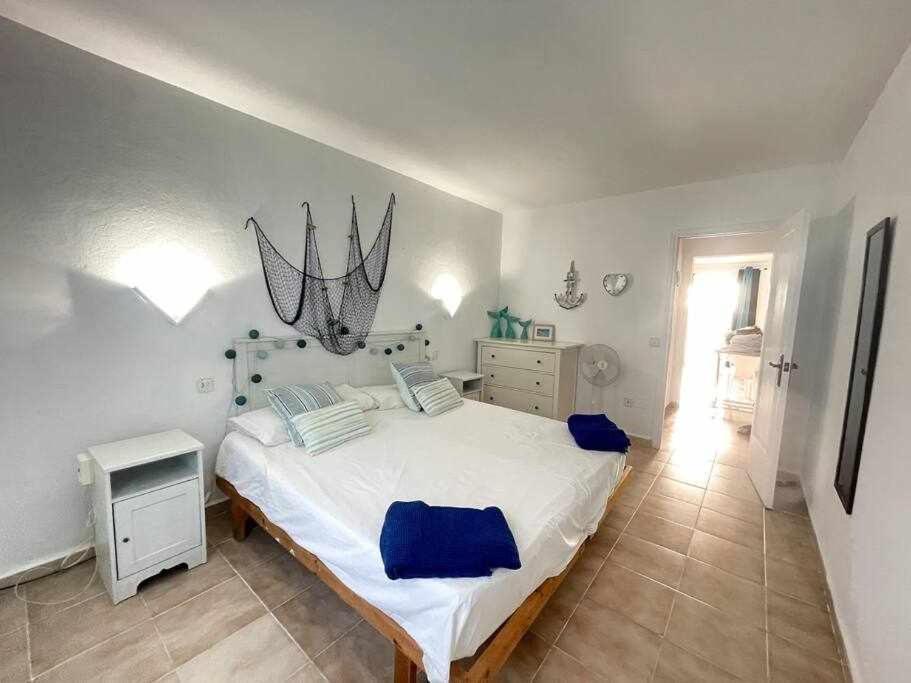 Brut Apartamento Con Piscina كالا إن بلانيس المظهر الخارجي الصورة