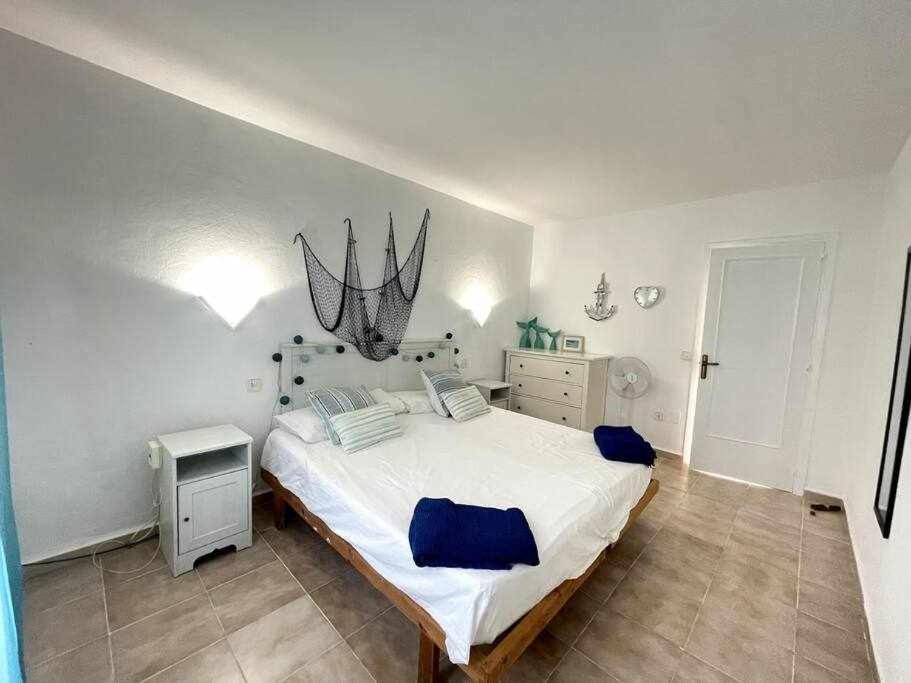 Brut Apartamento Con Piscina كالا إن بلانيس المظهر الخارجي الصورة