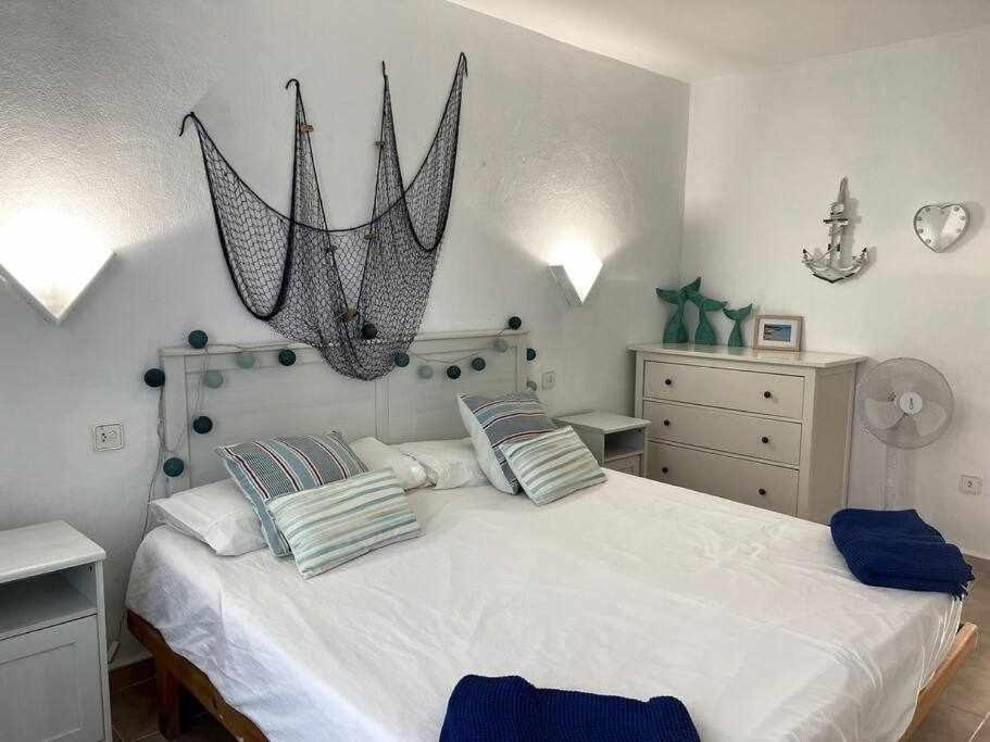 Brut Apartamento Con Piscina كالا إن بلانيس المظهر الخارجي الصورة